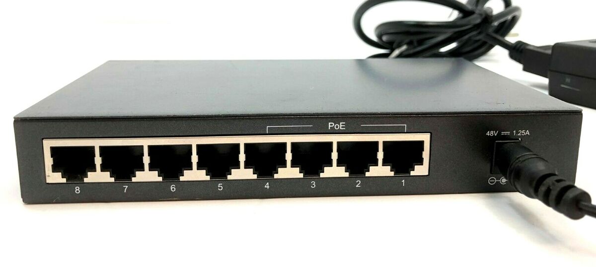 TP-Link 8-Port 10/100Desktop Switch with 4 PoE Ports TL-SF1008P