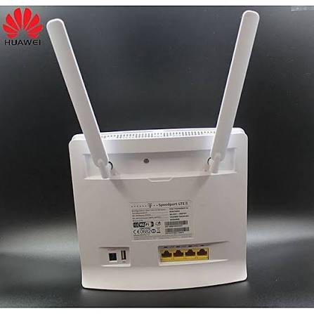 Hikvision DS-3E0505P-E/M 4-Port Gigabit PoE Unmanaged Switch with 1 Gigabit Uplink Port